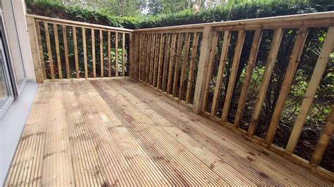 How To Find The Right Installer For Your Composite Decking